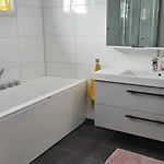 Feriehuset Holmen Apartmán *