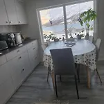 Feriehuset Holmen Apartmán *