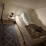Feriehuset Holmen Apartmán *