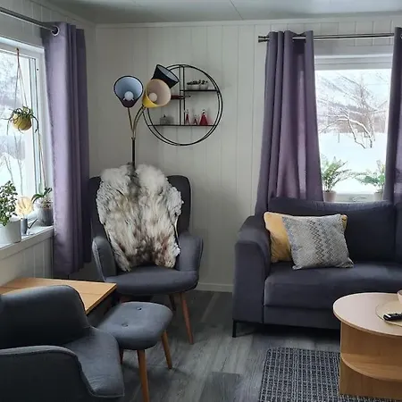 Apartment Feriehuset Holmen Straumen (Troms)