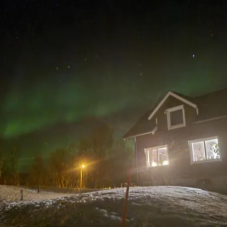 Feriehuset Holmen Апартаменты Straumen (Troms)