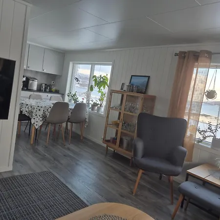 Feriehuset Holmen Apartman